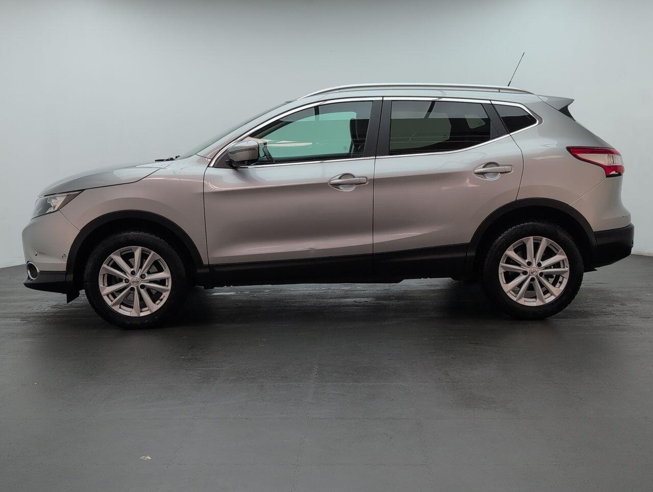 Used Nissan Qashqai 2017 for sale - 76800839: Photo 5