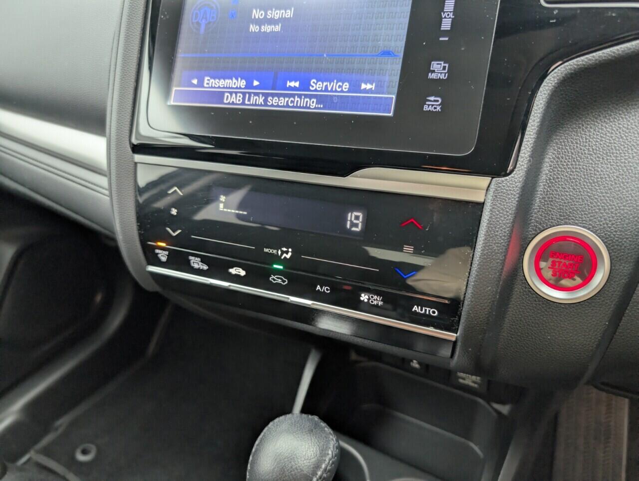 Used Honda Jazz 2018 for sale - 76423171: Photo 16