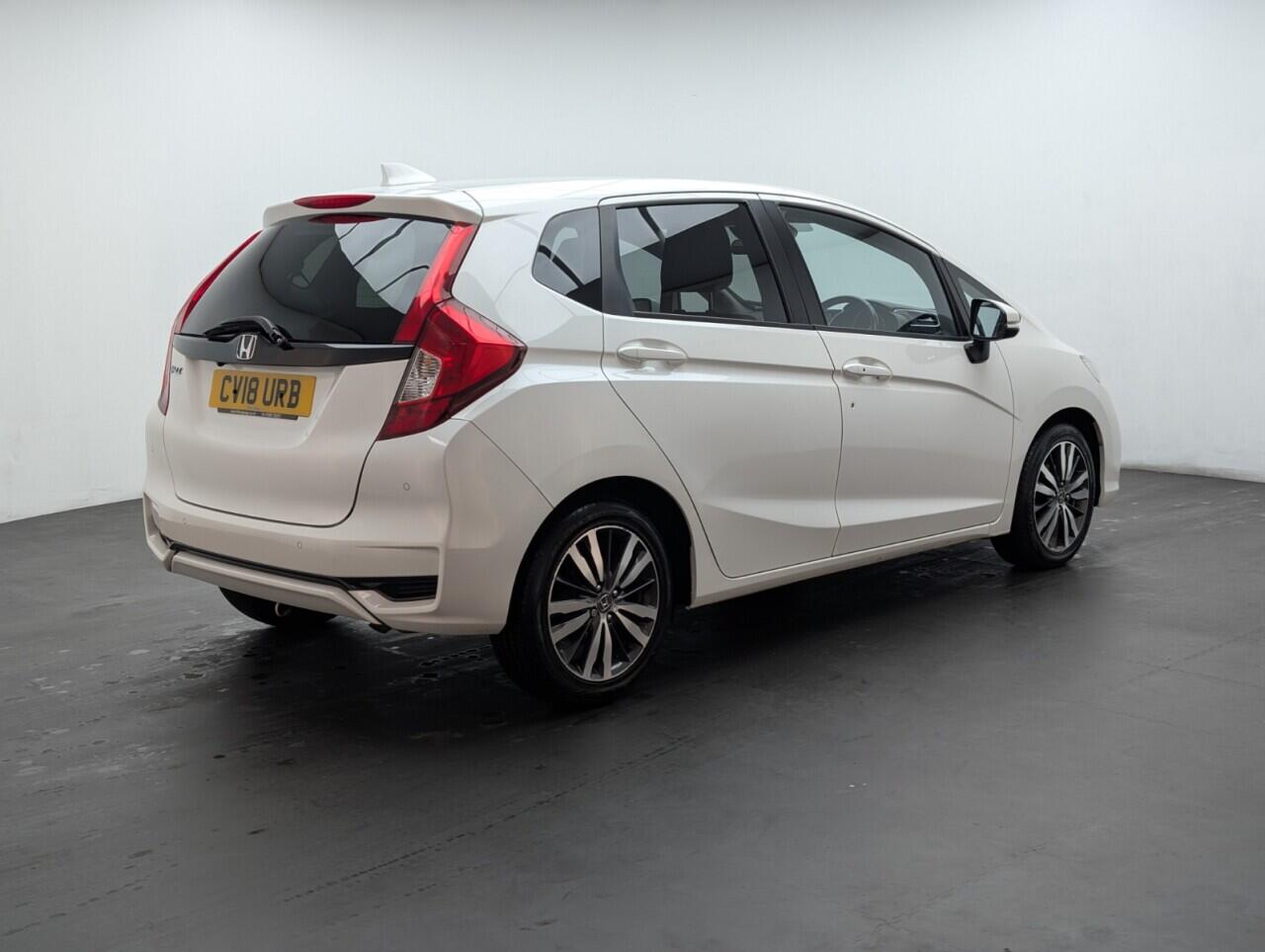Used Honda Jazz 2018 for sale - 76423171: Photo 8