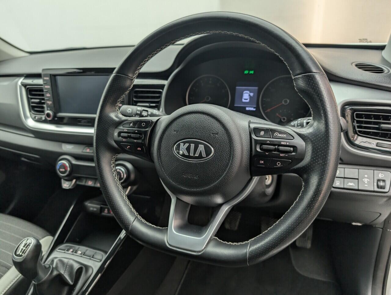 Used Kia Stonic 2019 for sale - 76424986: Photo 24