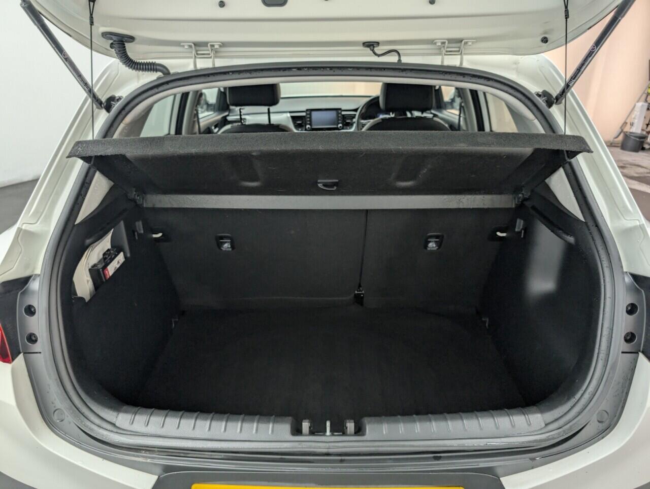 Used Kia Stonic 2019 for sale - 76424986: Photo 27