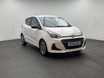 Used Hyundai i10 2019 for sale - 79276818: Photo