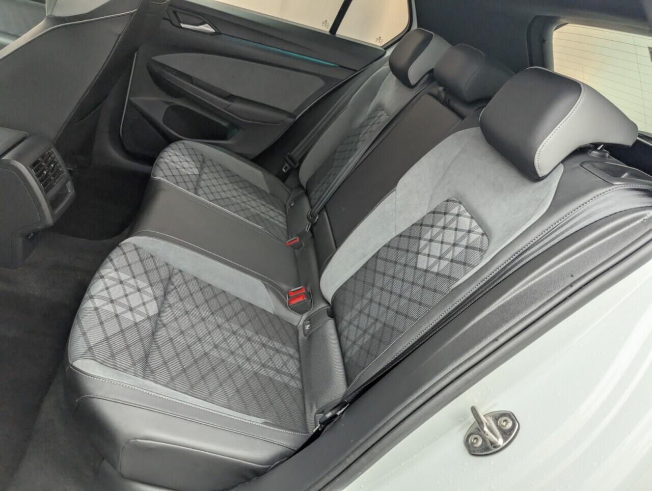 Used Volkswagen Golf 2021 for sale - 76423622: Photo 26