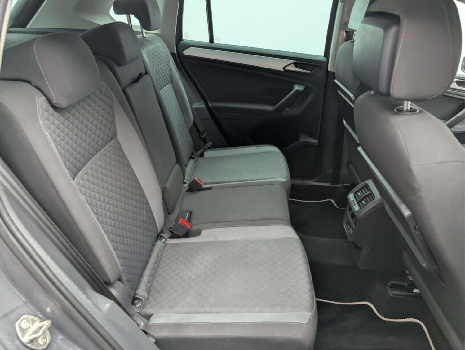 Used Volkswagen Tiguan 2020 for sale - 77714353: Photo 24