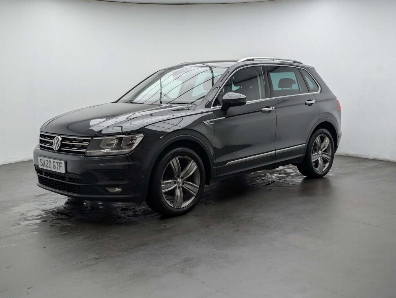 Used Volkswagen Tiguan 2020 for sale - 77714353: Photo 4