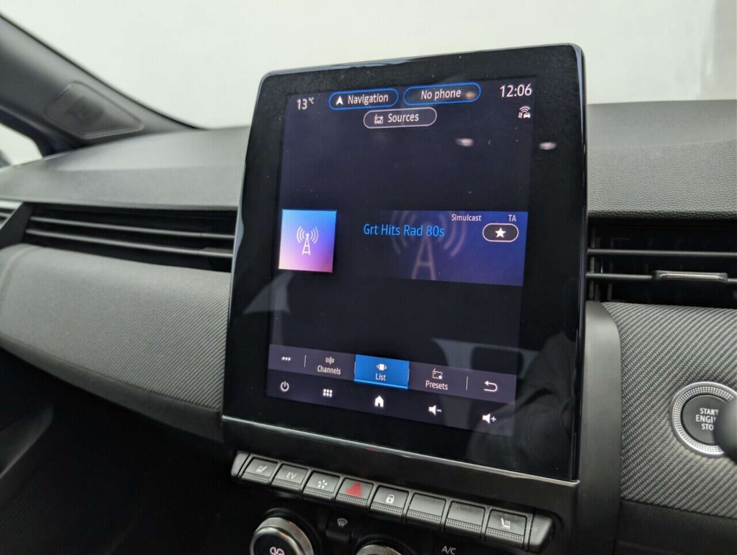 Used Renault Clio 2023 for sale - 77714025: Photo 14