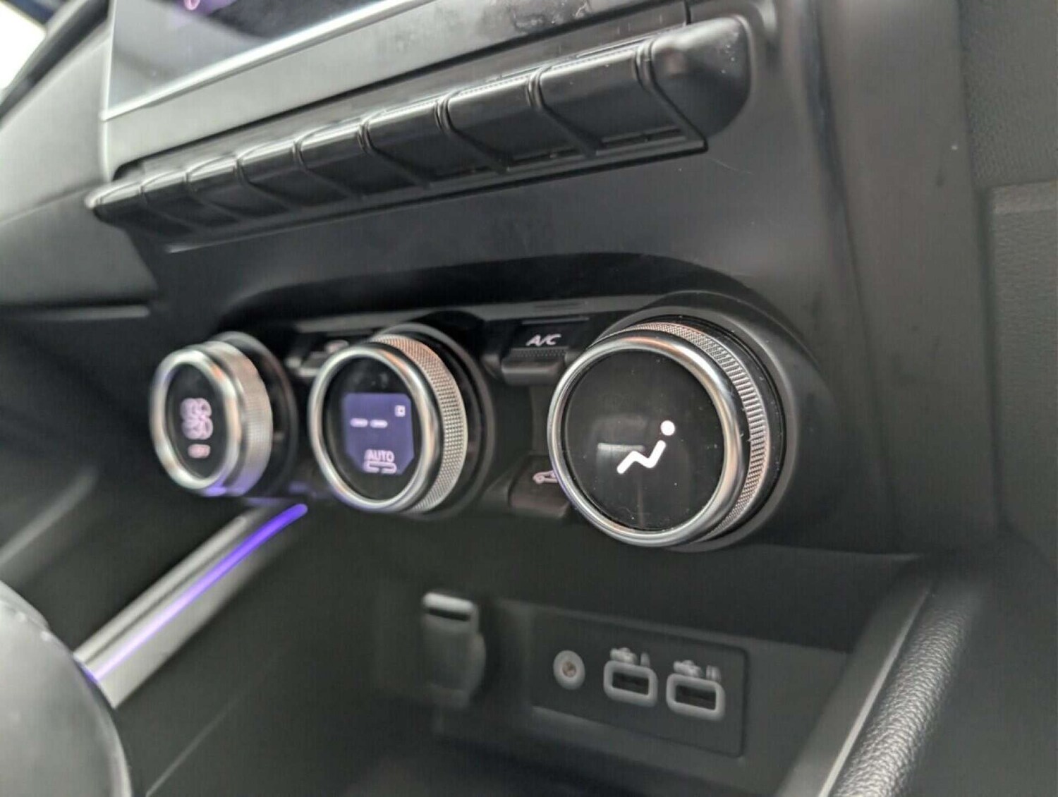 Used Renault Clio 2023 for sale - 77714025: Photo 16