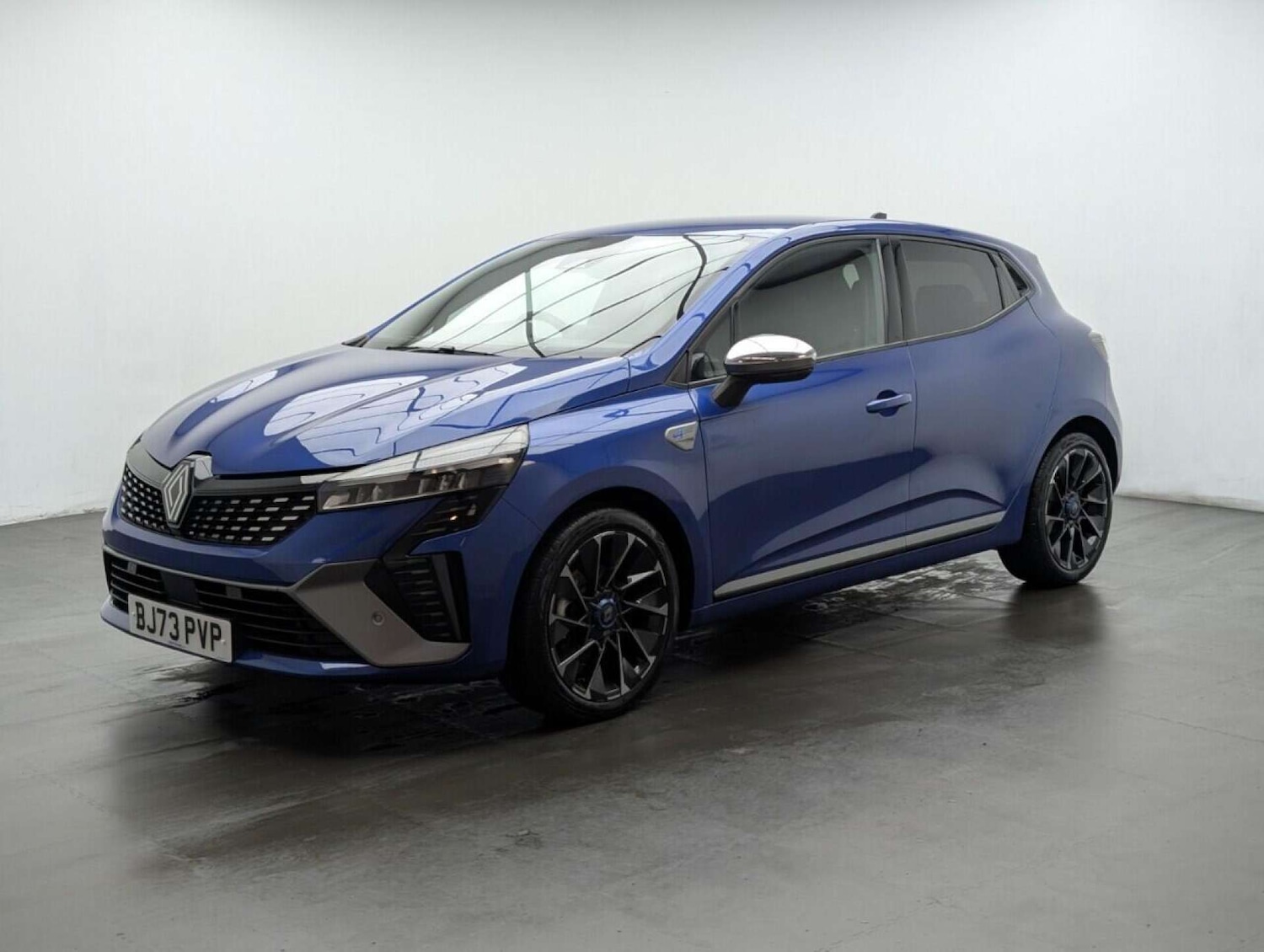 Used Renault Clio 2023 for sale - 77714025: Photo 4