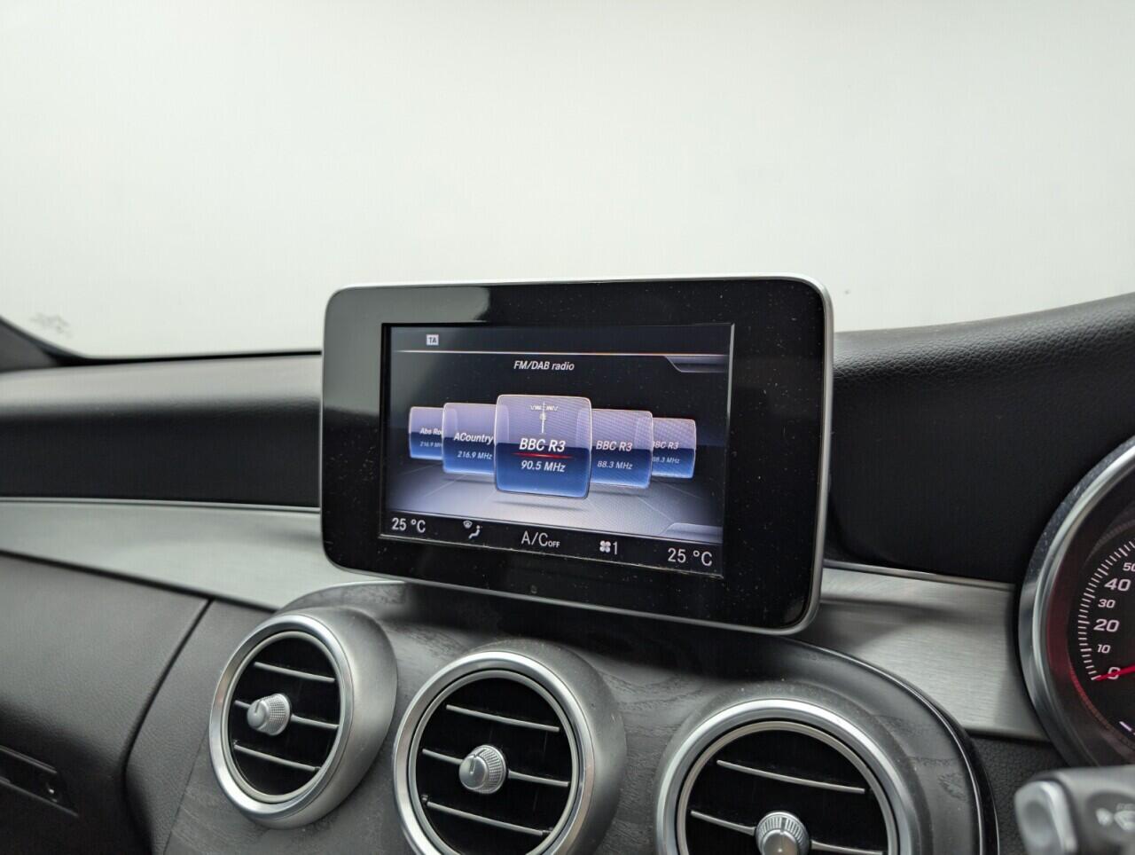 Used Mercedes-Benz C Class 2016 for sale - 76423620: Photo 13