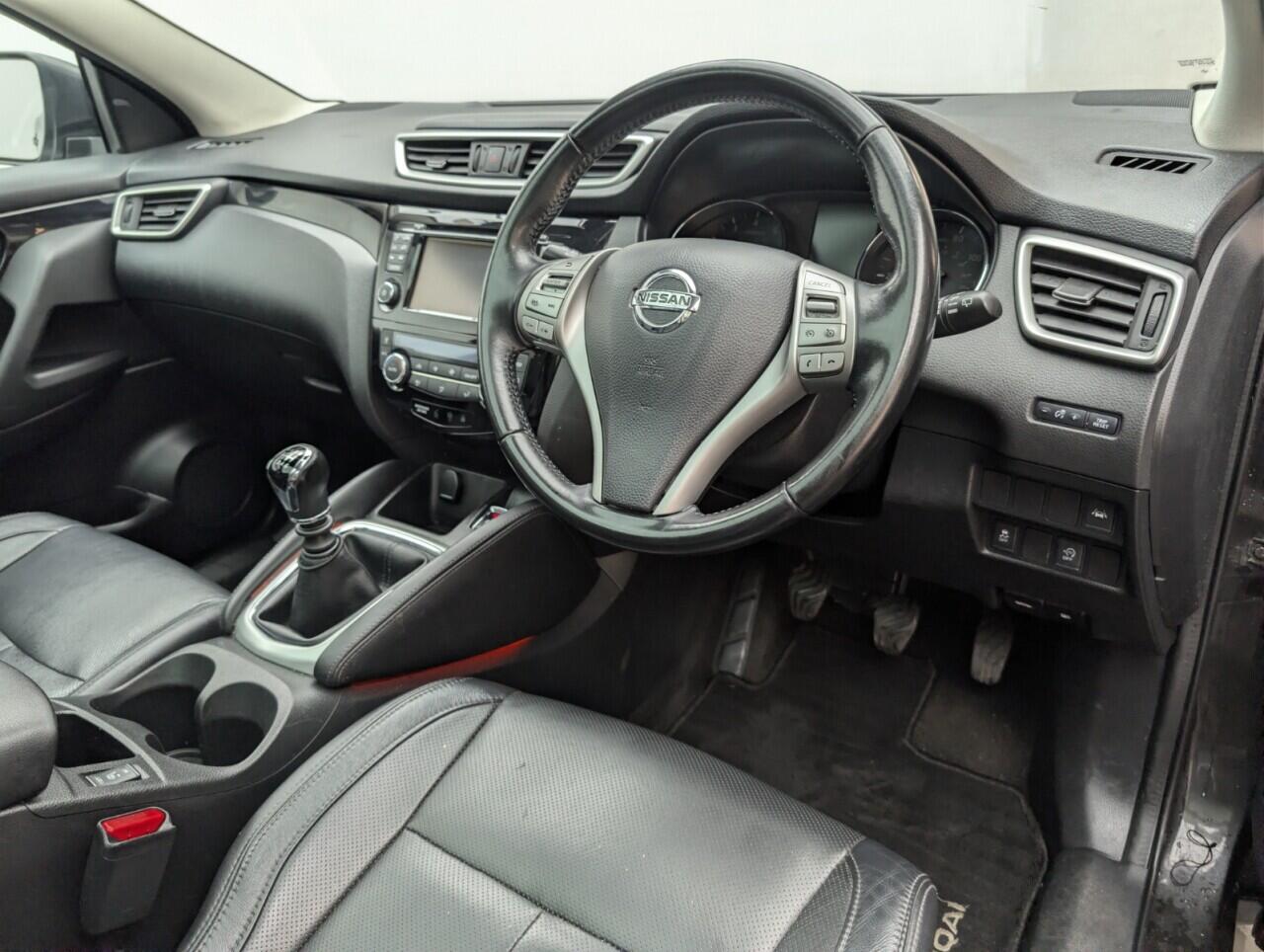 Used Nissan Qashqai 2017 for sale - 76952963: Photo 10