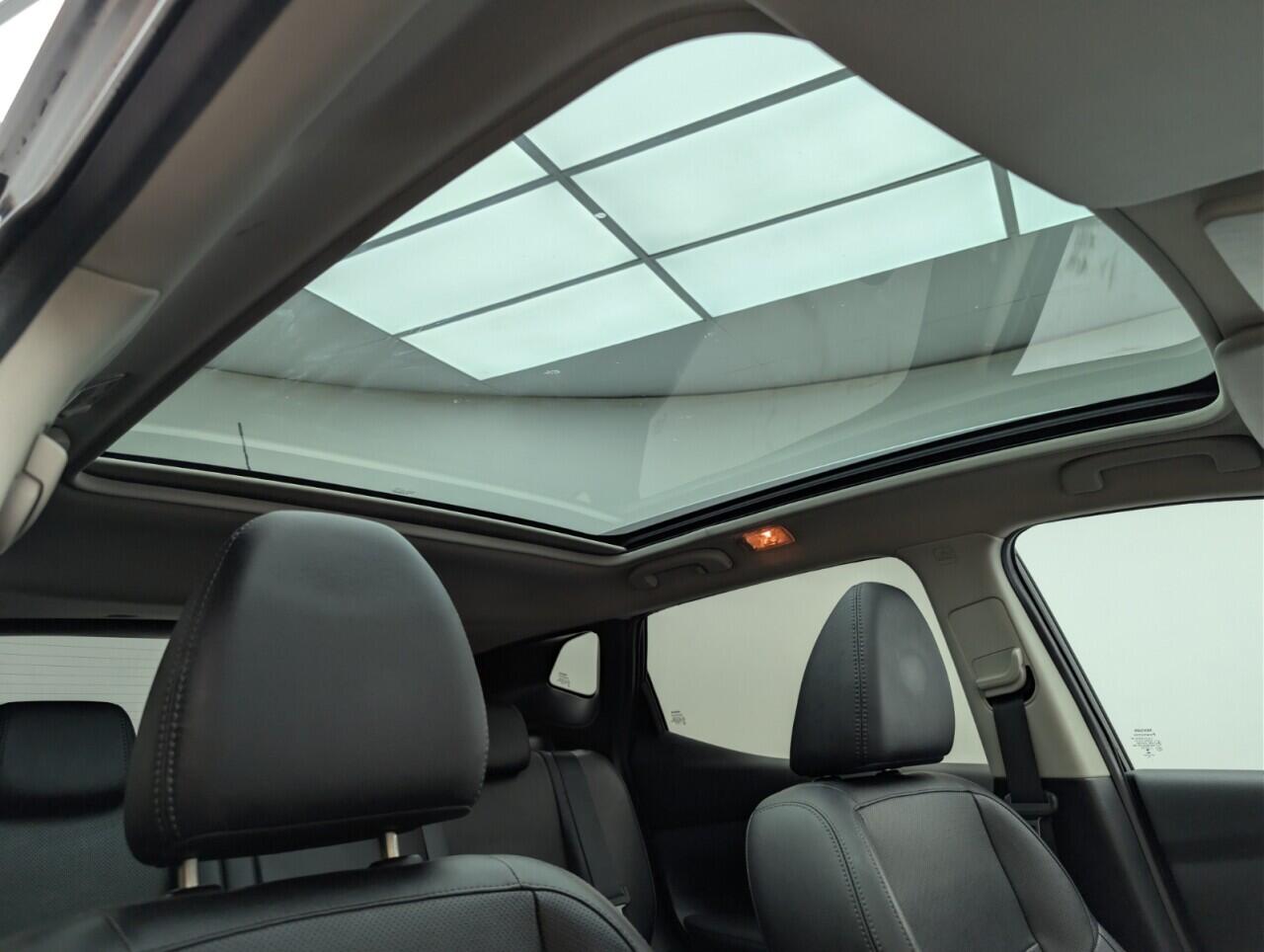 Used Nissan Qashqai 2017 for sale - 76952963: Photo 23