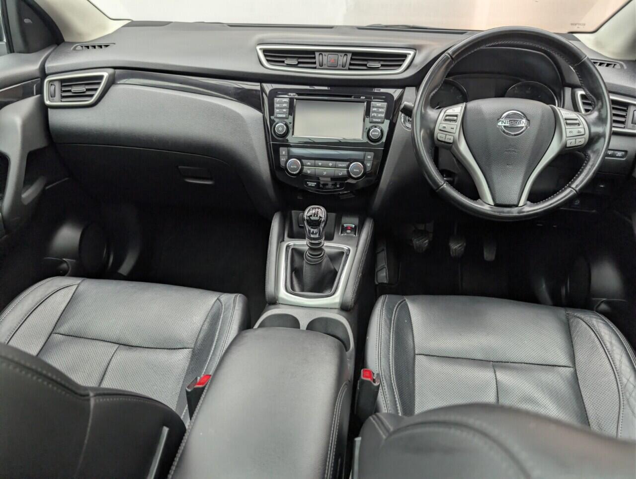 Used Nissan Qashqai 2017 for sale - 76952963: Photo 25