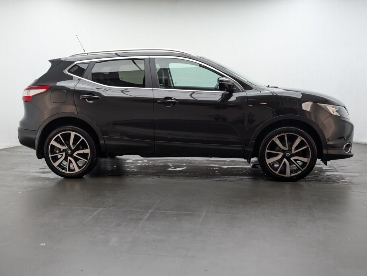 Used Nissan Qashqai 2017 for sale - 76952963: Photo 9