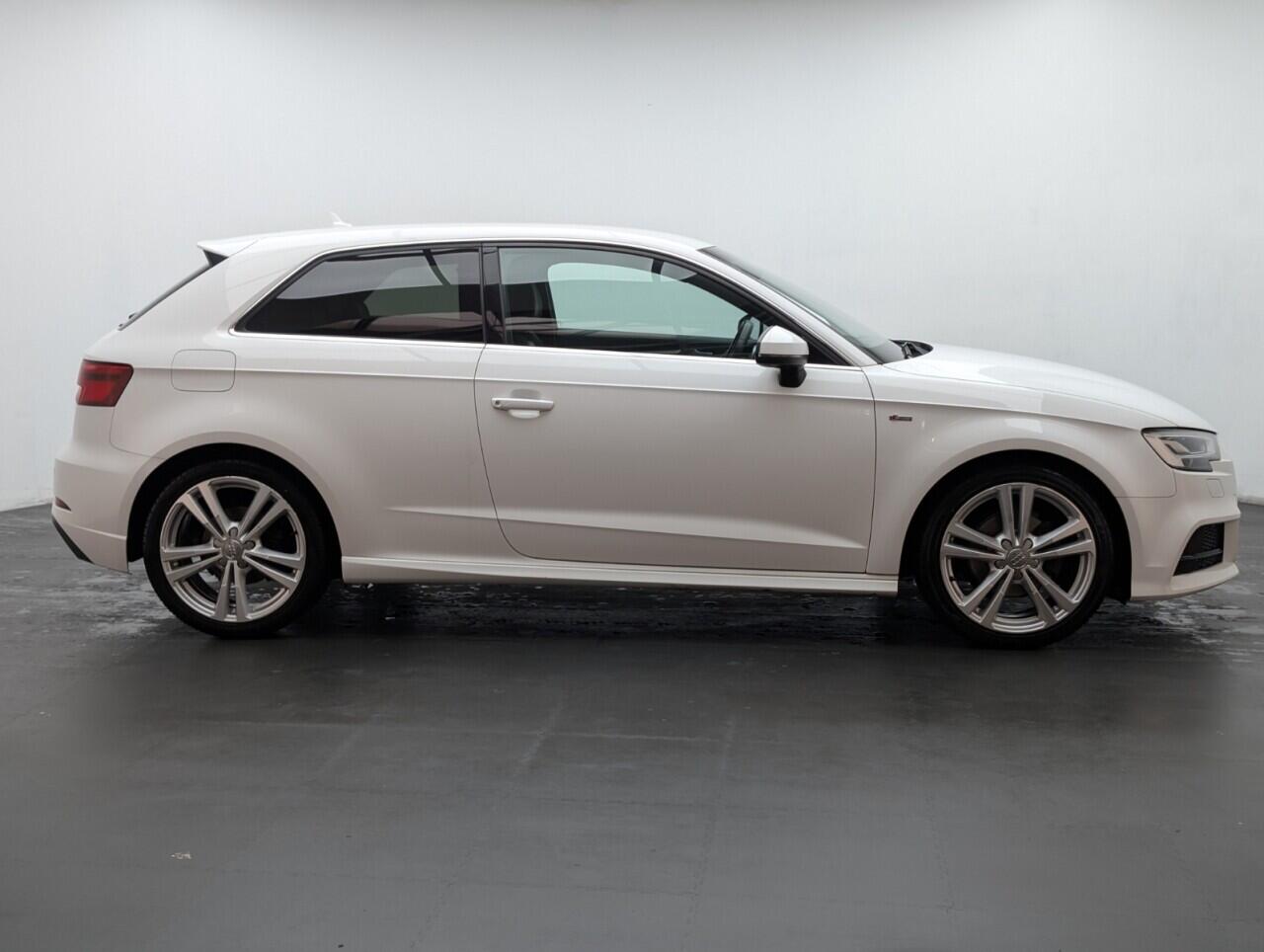 Used Audi A3 2016 for sale - 76608383: Photo 9