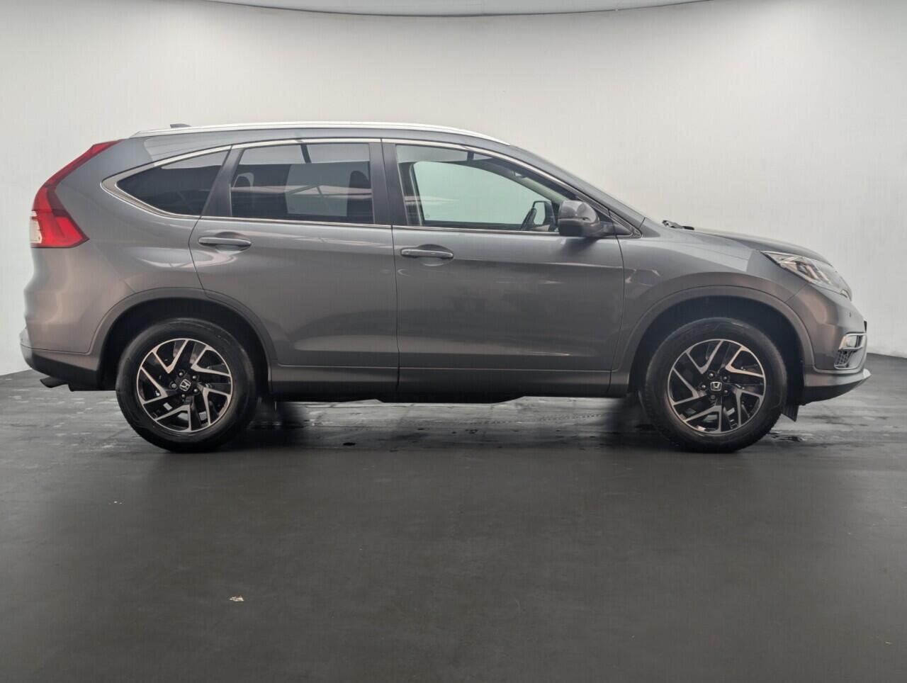 Used Honda CR-V 2018 for sale - 76422785: Photo 9