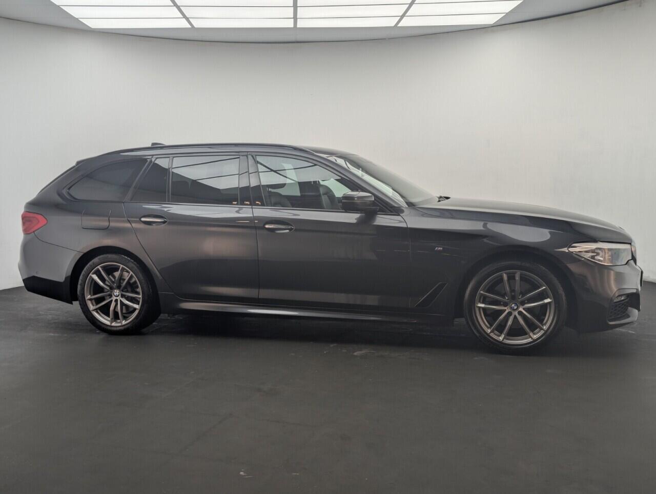 Used BMW 5 Series 2019 for sale - 76423838: Photo 9