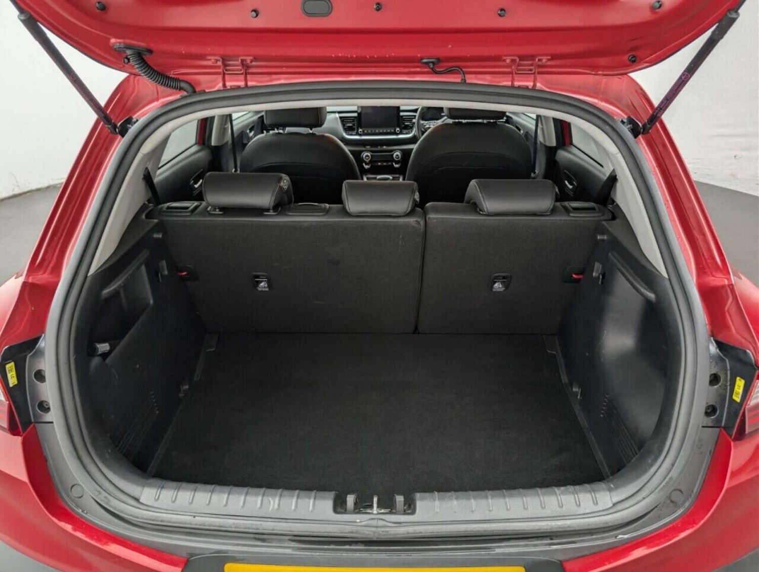 Used Kia Stonic 2021 for sale - 77902966: Photo 32