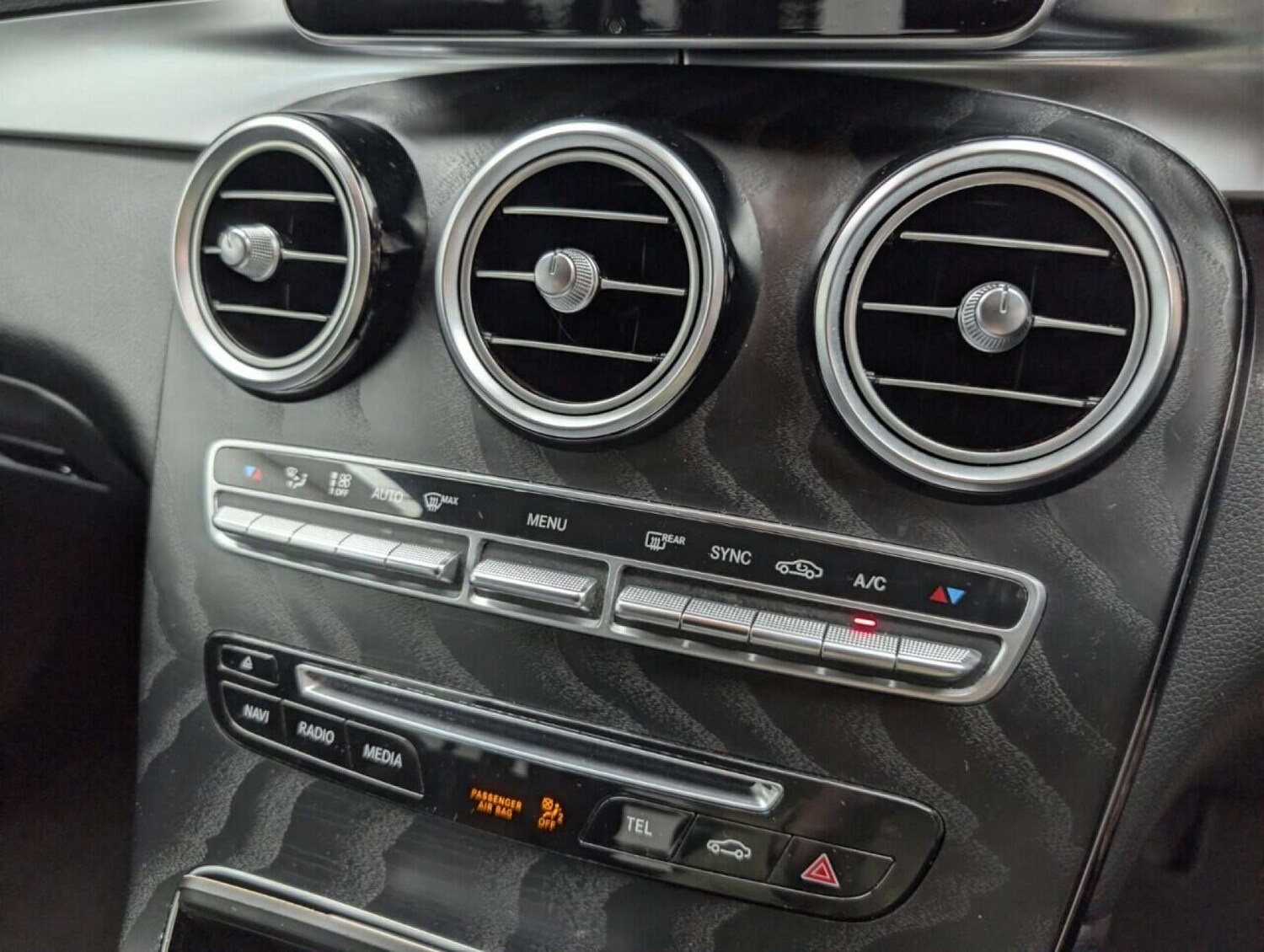 Used Mercedes-Benz GLC 2018 for sale - 77713410: Photo 16