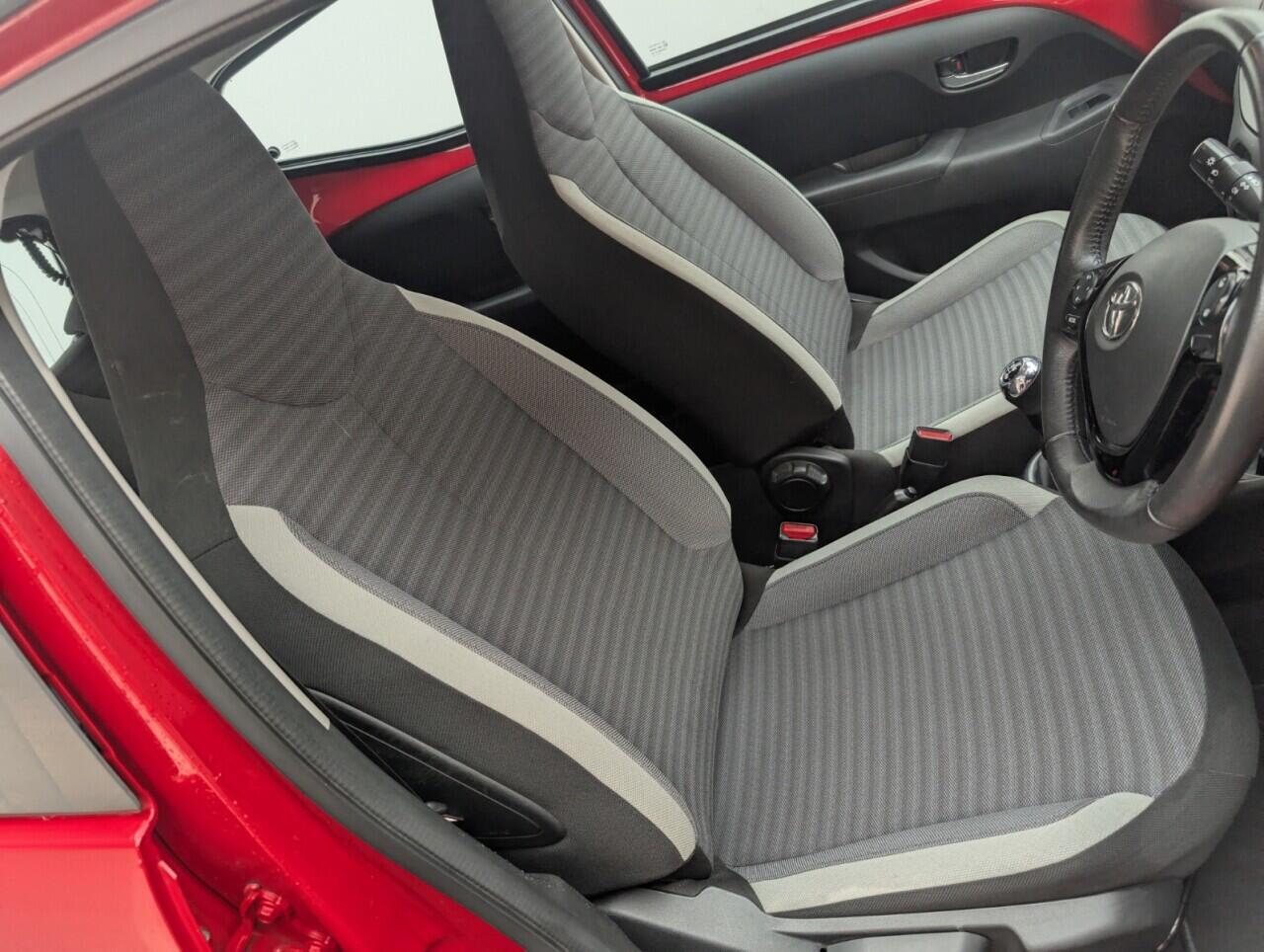 Used Toyota AYGO 2019 for sale - 76424899: Photo 12