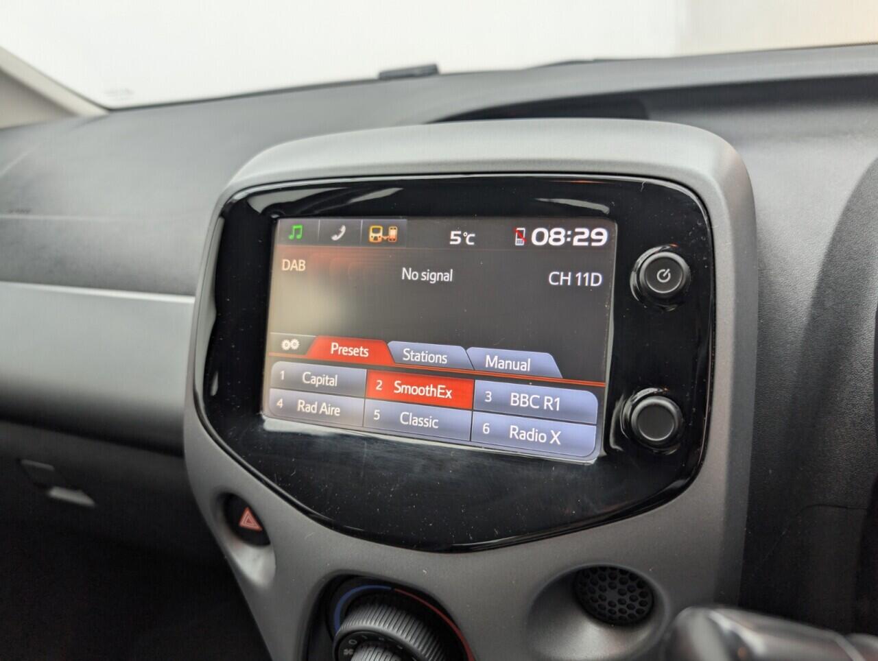 Used Toyota AYGO 2019 for sale - 76424899: Photo 13