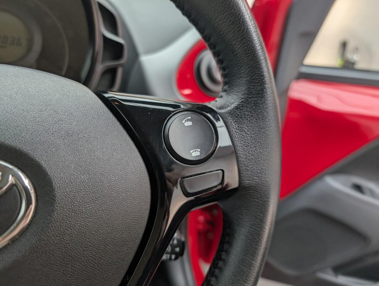 Used Toyota AYGO 2019 for sale - 76424899: Photo 20