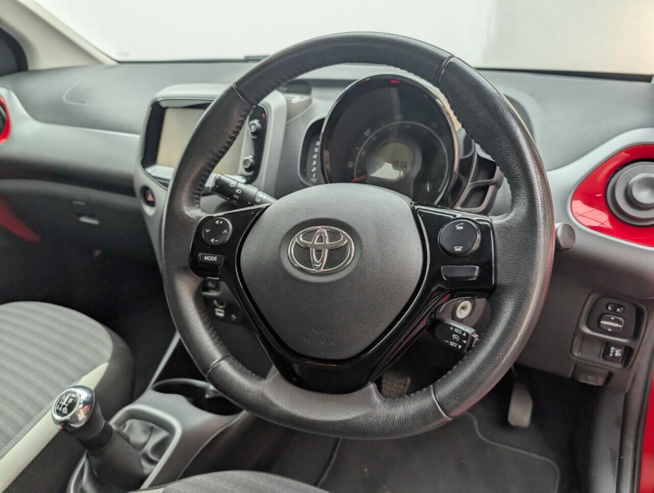 Used Toyota AYGO 2019 for sale - 76424899: Photo 23