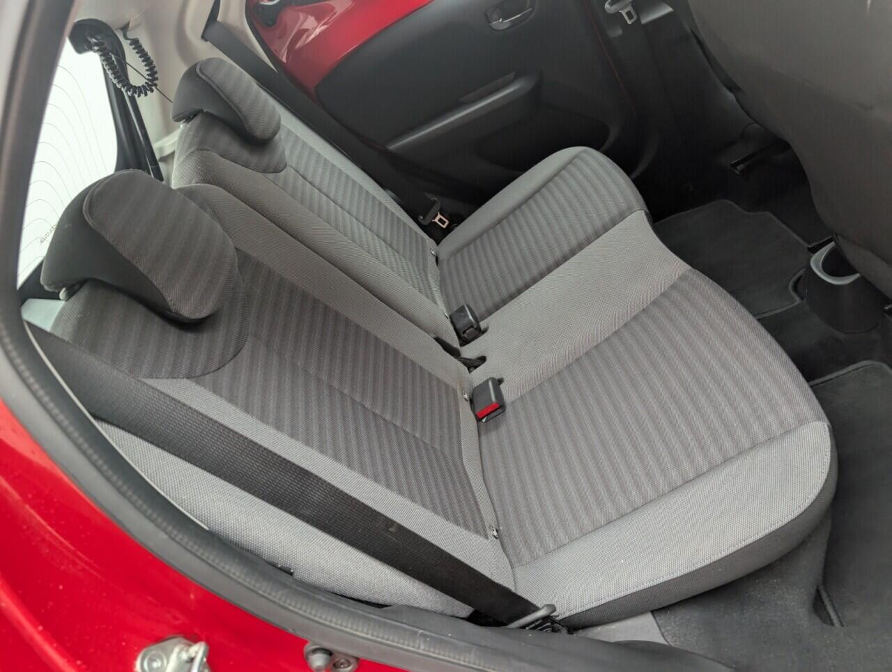 Used Toyota AYGO 2019 for sale - 76424899: Photo 25