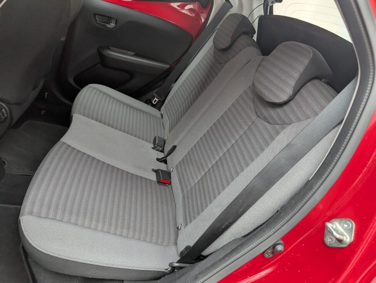 Used Toyota AYGO 2019 for sale - 76424899: Photo 27