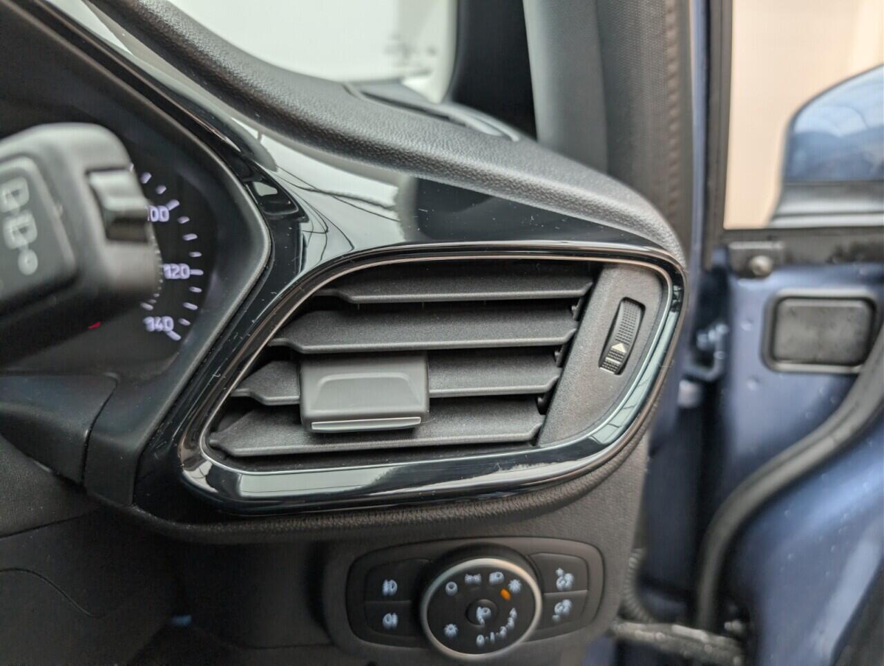 Used Ford Fiesta 2020 for sale - 76633170: Photo 20