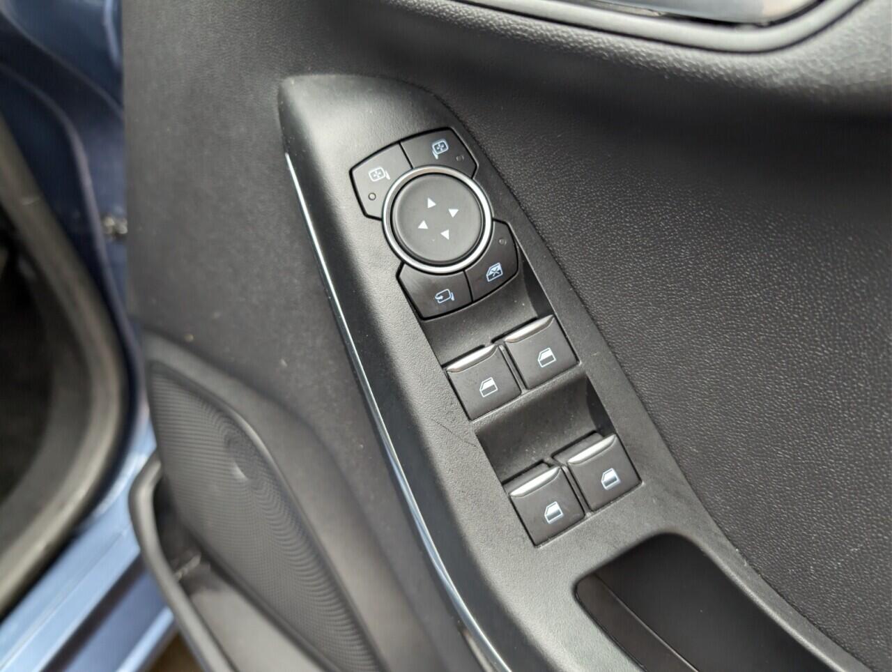 Used Ford Fiesta 2020 for sale - 76633170: Photo 21