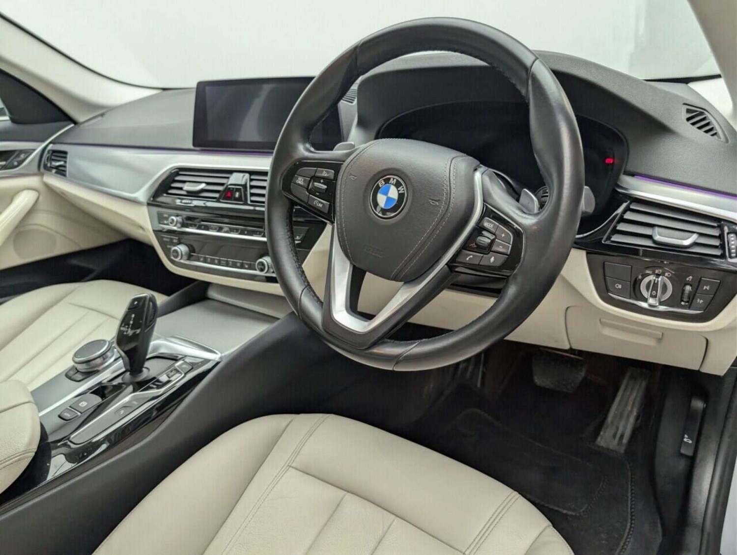 Used BMW 5 Series 2018 for sale - 77714253: Photo 11