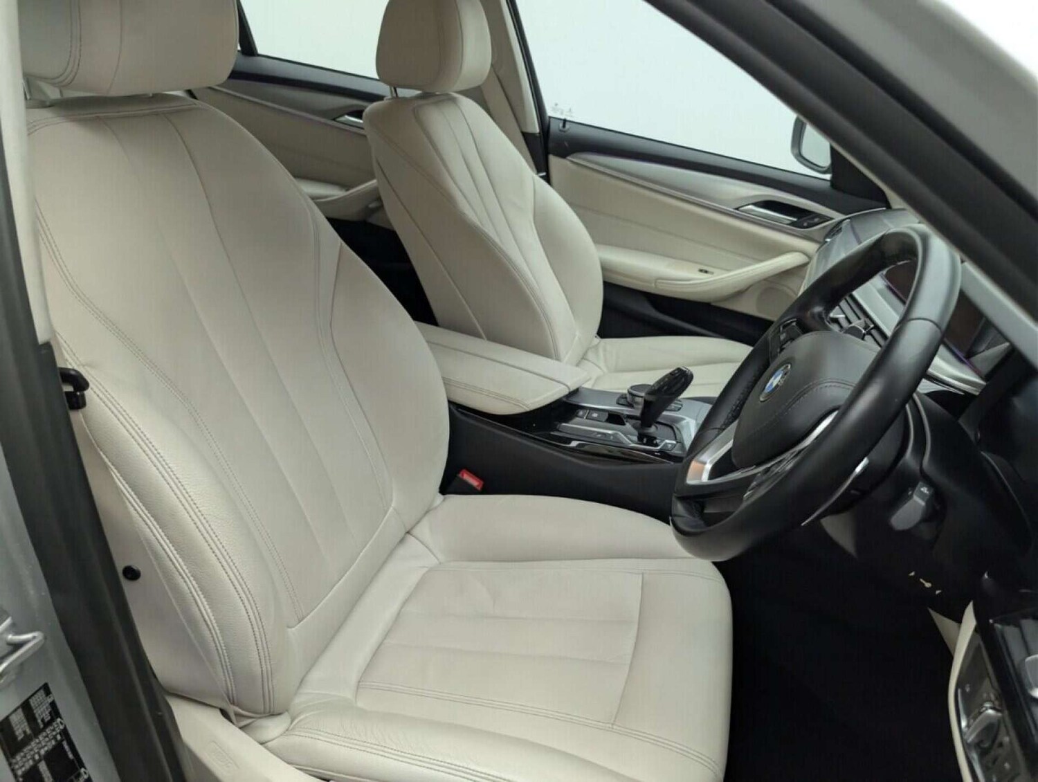 Used BMW 5 Series 2018 for sale - 77714253: Photo 12