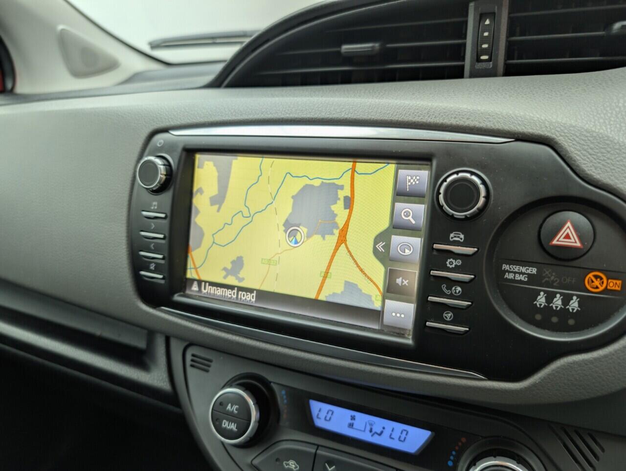 Used Toyota Yaris 2019 for sale - 76422872: Photo 14