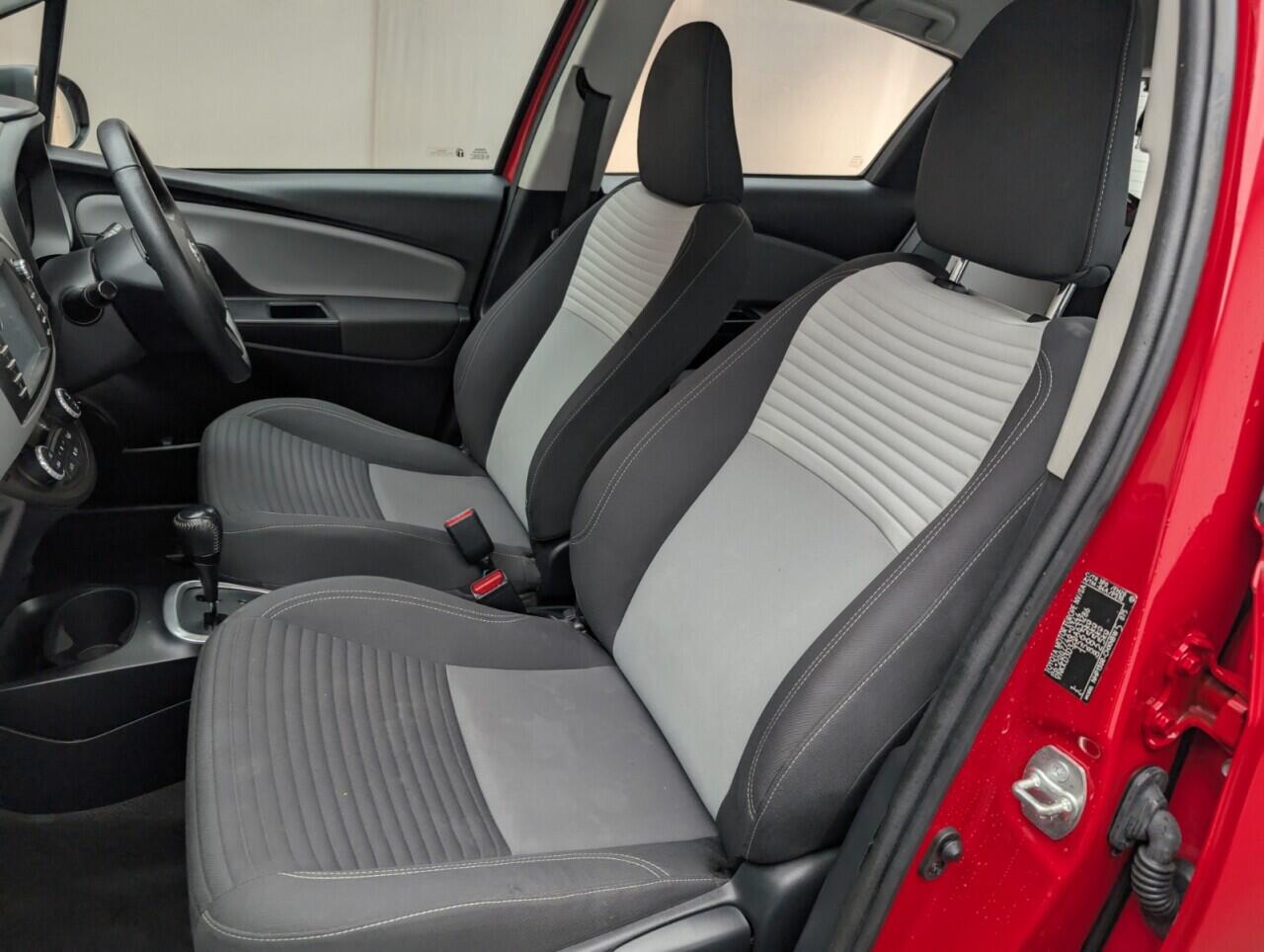 Used Toyota Yaris 2019 for sale - 76422872: Photo 27