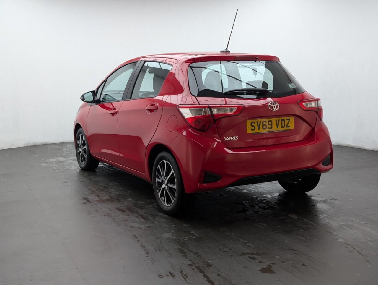 Used Toyota Yaris 2019 for sale - 76422872: Photo 6