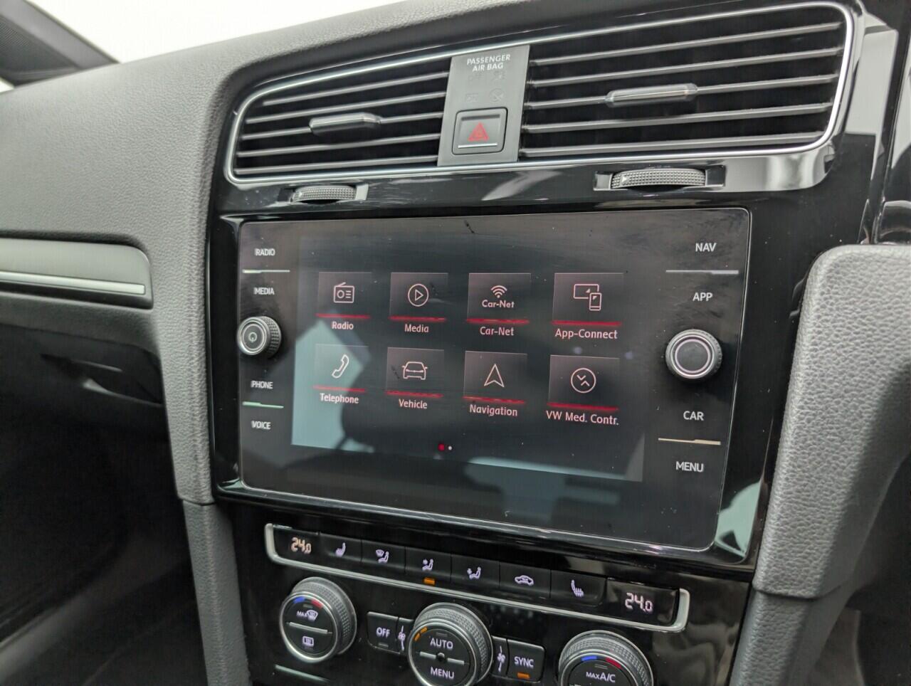 Used Volkswagen Golf 2017 for sale - 76952308: Photo 12