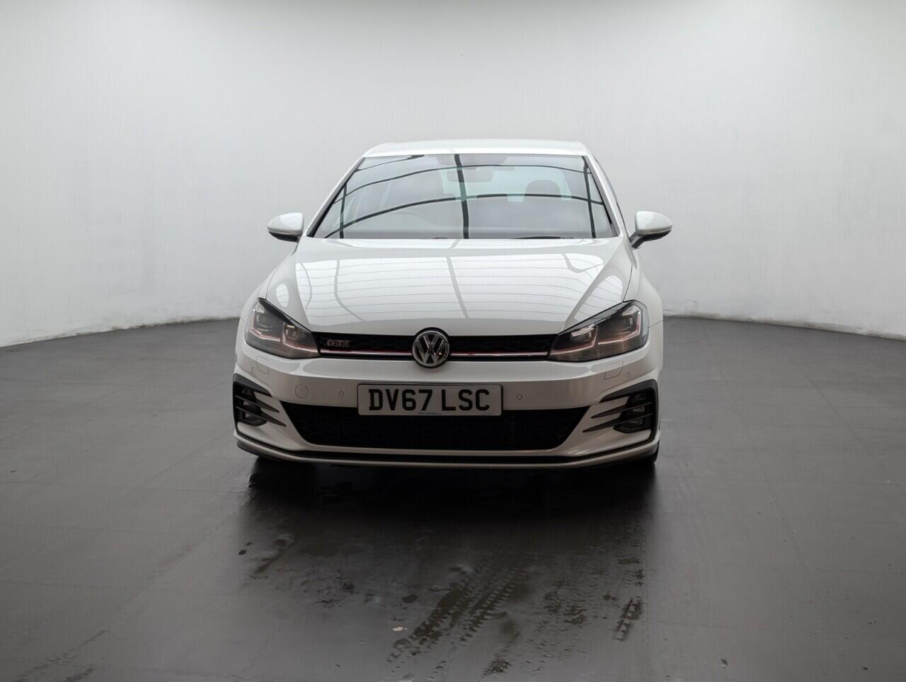 Used Volkswagen Golf 2017 for sale - 76952308: Photo 3