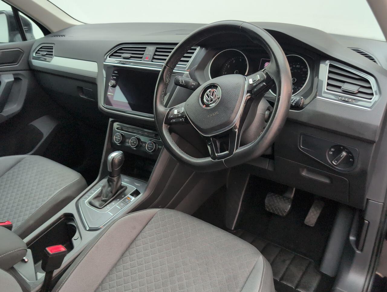 Used Volkswagen Tiguan 2019 for sale - 76424331: Photo 11