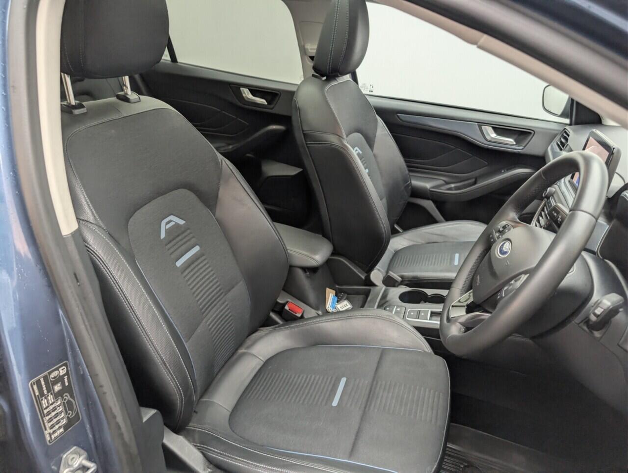 Used Ford Focus 2020 for sale - 76781383: Photo 12