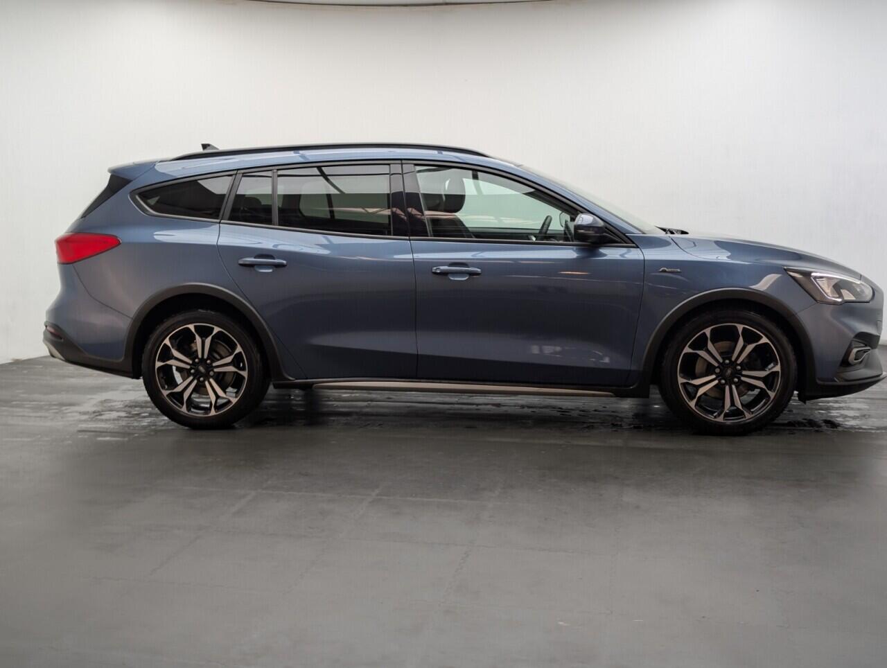 Used Ford Focus 2020 for sale - 76781383: Photo 9