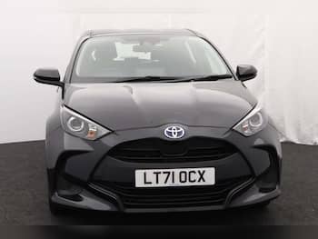 Used Toyota Yaris 2021 for sale - 79811260: Photo