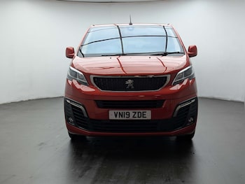 Used Peugeot Traveller 2019 for sale - 78673196: Photo