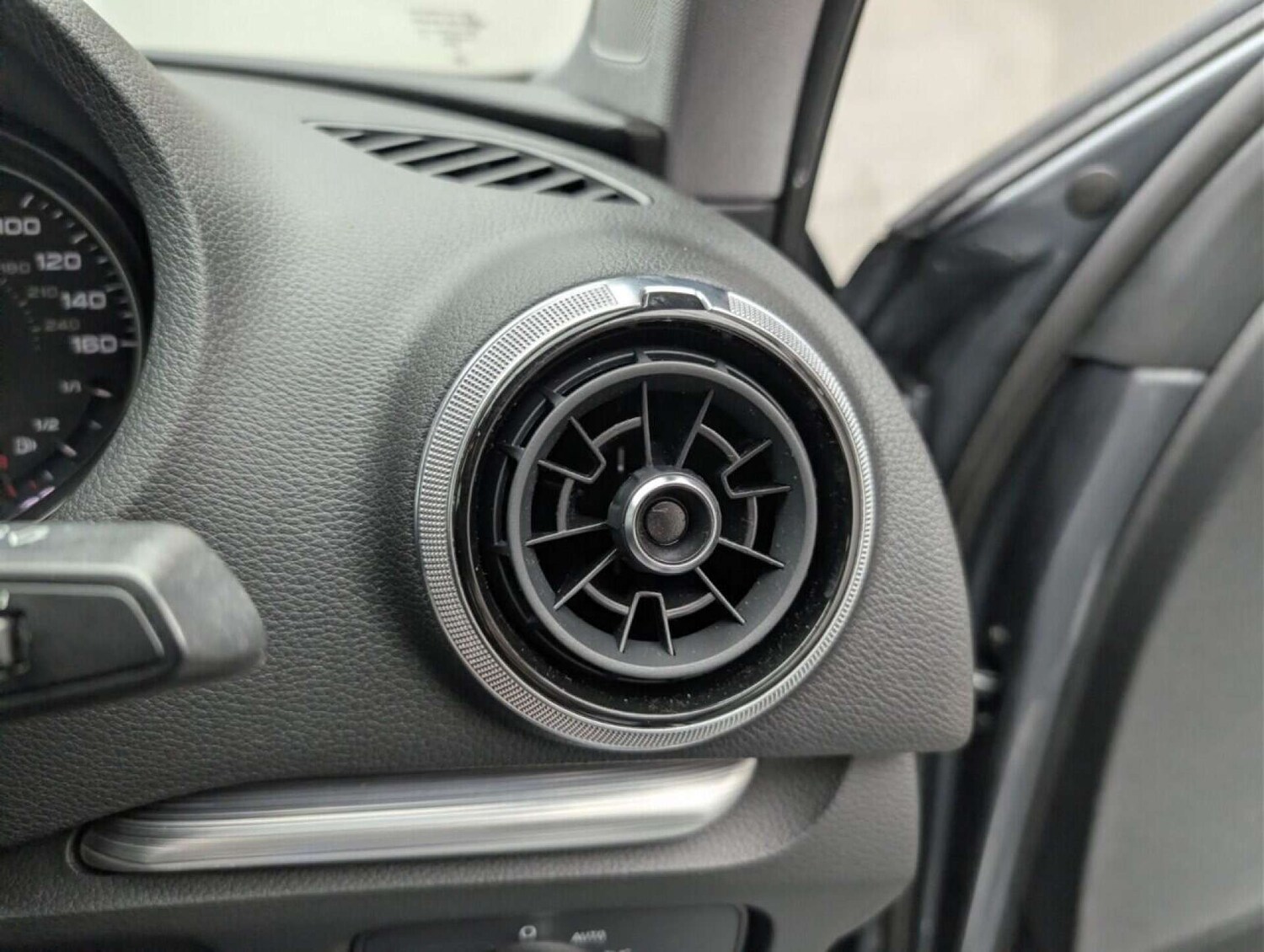 Used Audi A3 2018 for sale - 77713481: Photo 18