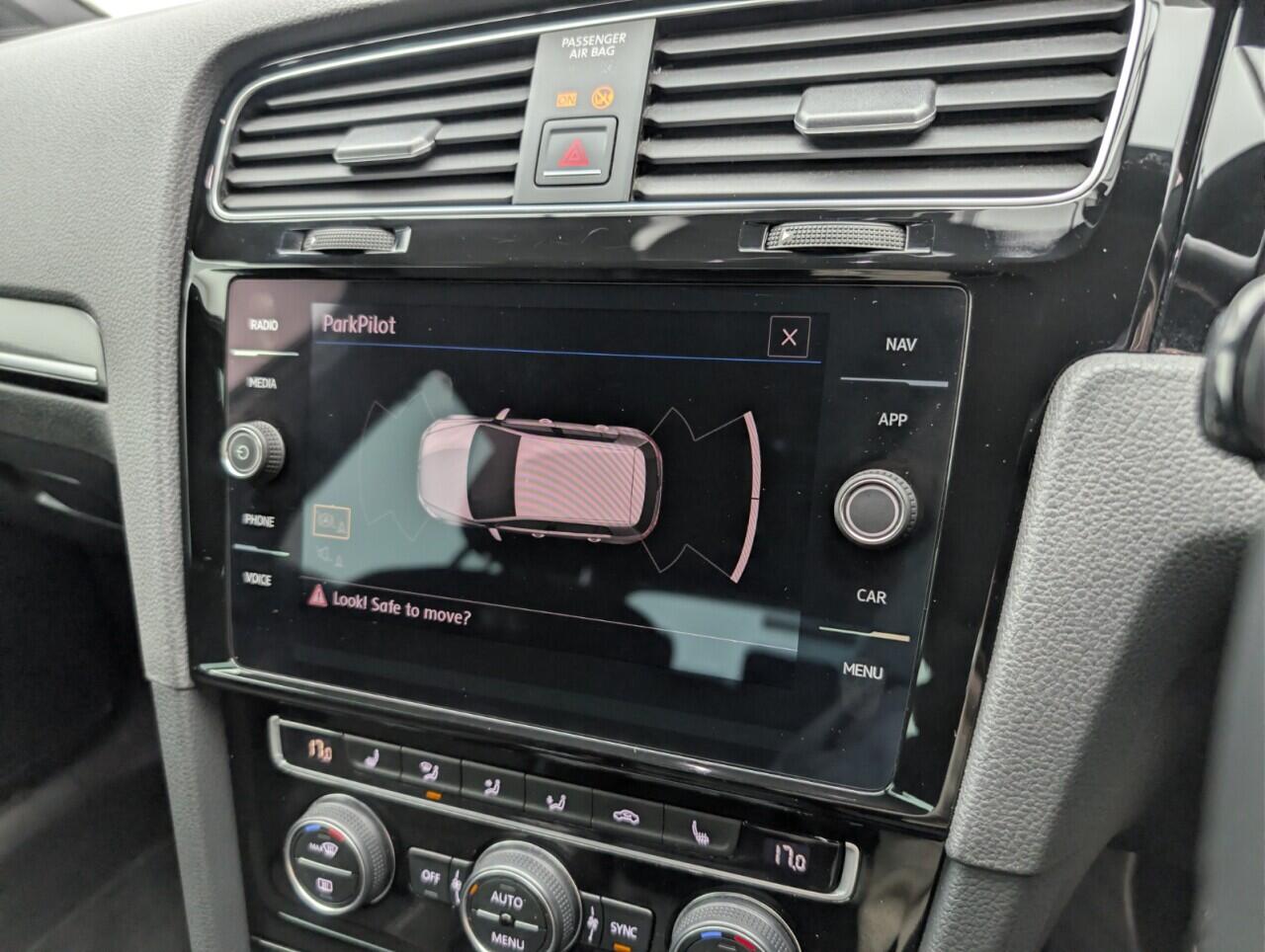 Used Volkswagen Golf 2018 for sale - 76424893: Photo 15