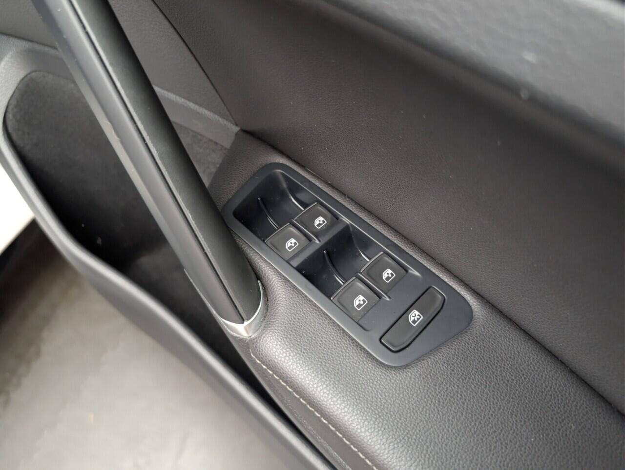 Used Volkswagen Golf 2018 for sale - 76424893: Photo 22