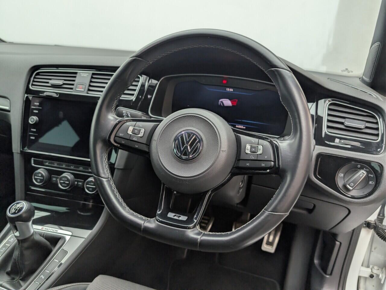 Used Volkswagen Golf 2018 for sale - 76424893: Photo 23