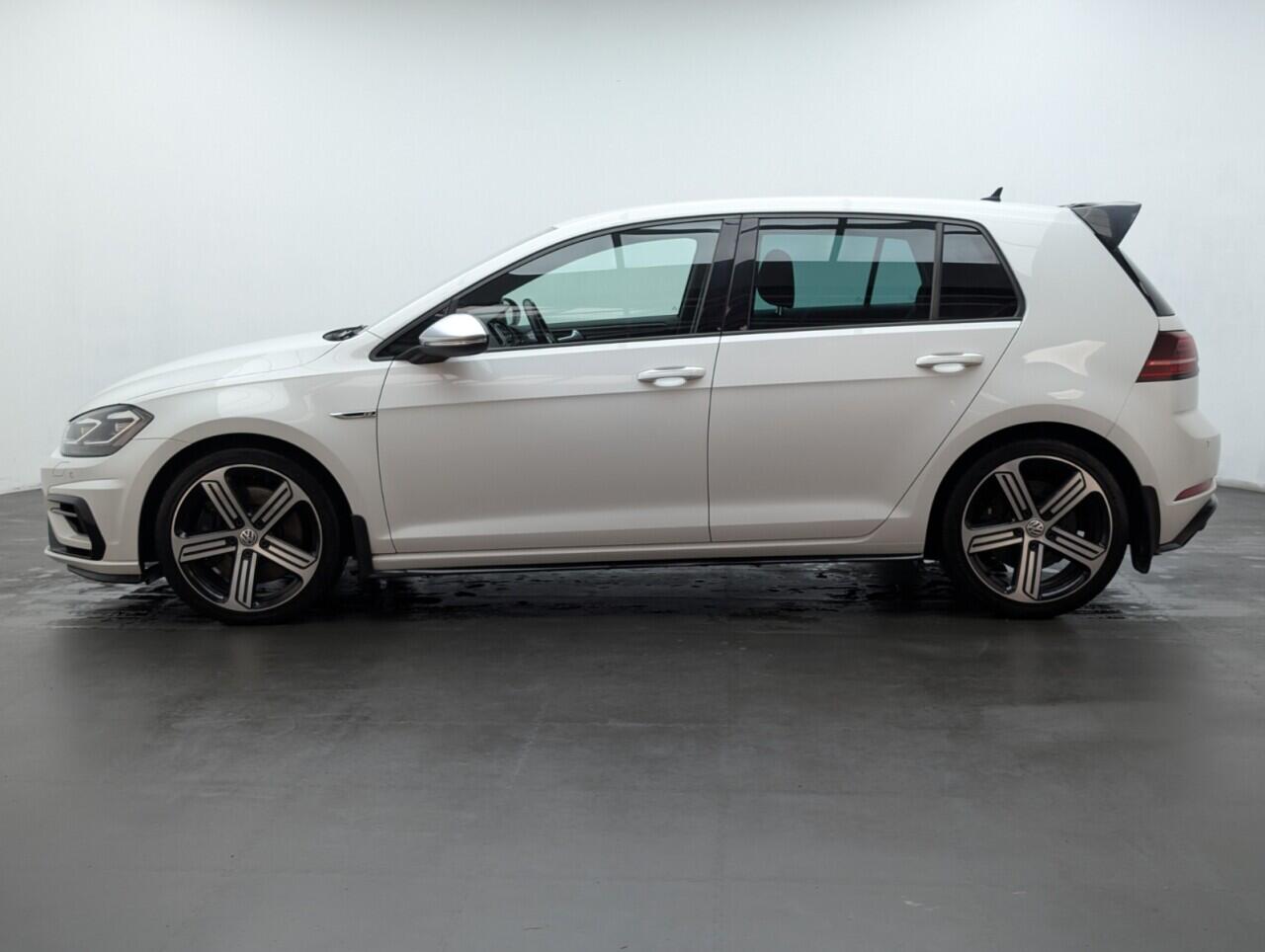 Used Volkswagen Golf 2018 for sale - 76424893: Photo 5