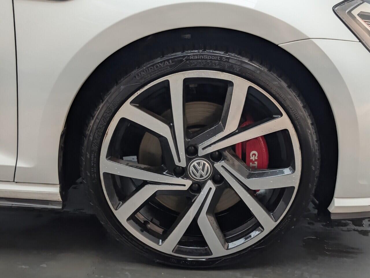 Used Volkswagen Golf 2019 for sale - 76996306: Photo 10