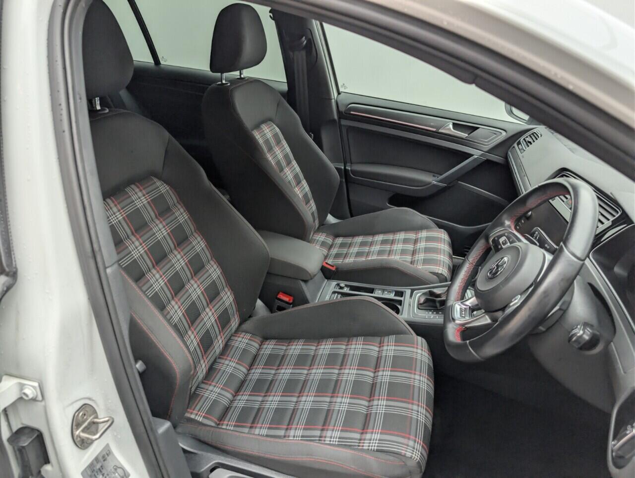 Used Volkswagen Golf 2019 for sale - 76996306: Photo 12