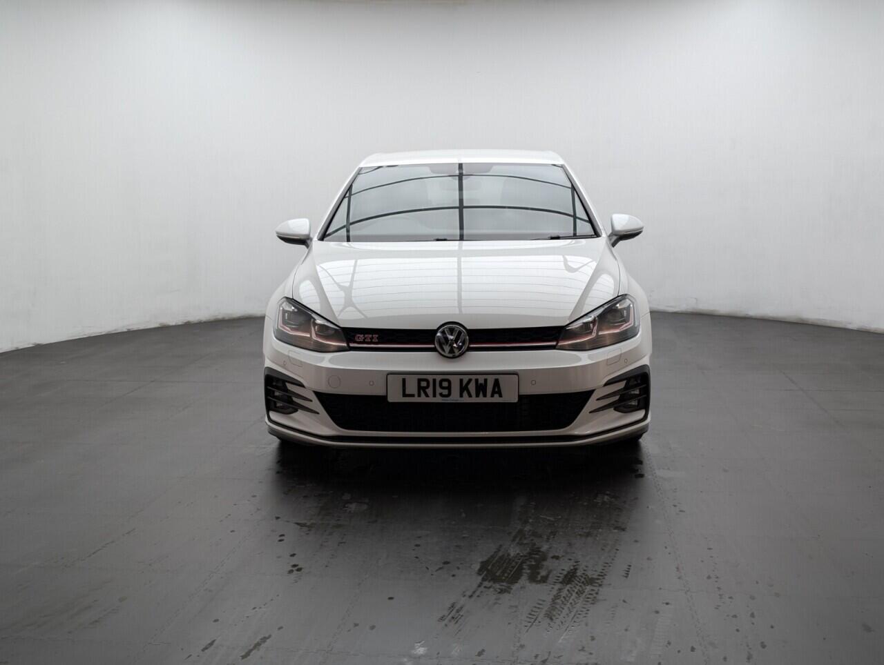Used Volkswagen Golf 2019 for sale - 76996306: Photo 3